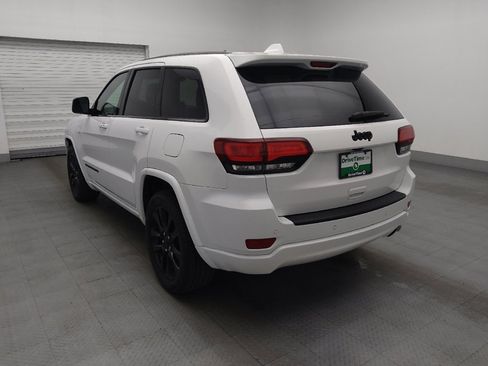 Used 2019 Jeep Grand Cherokee Altitude RWD image 5