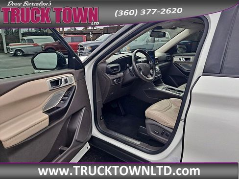 Used 2020 Ford Explorer Platinum image 15