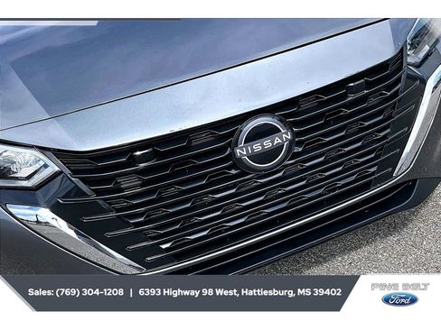 Used 2025 Nissan Sentra SR FWD image 21