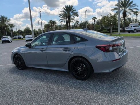 Used 2025 Honda Civic Sport image 6