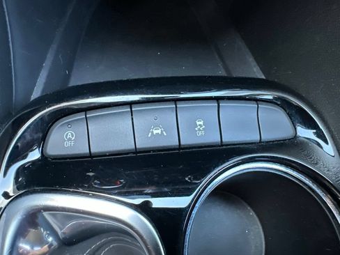 Used 2024 Buick Encore GX Sport Touring FWD image 25