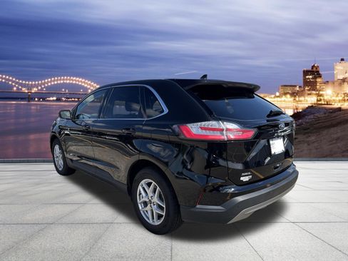 Used 2024 Ford Edge SEL AWD/4WD image 3