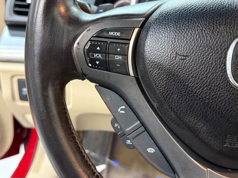 Used 2013 Acura TSX Sedan image 28