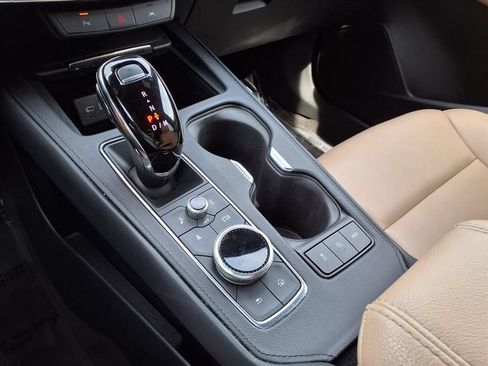 Certified 2025 Cadillac XT4 Premium Luxury FWD image 22