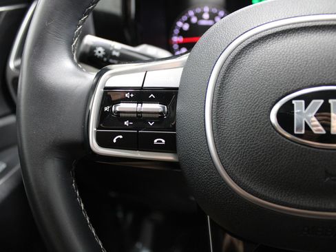 Used 2021 Kia Sorento S FWD image 39