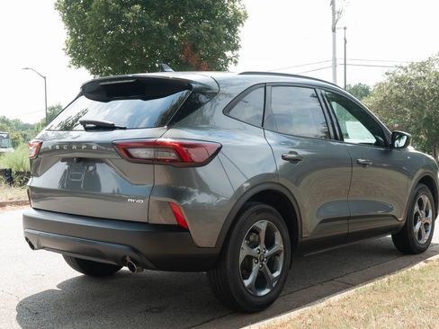 Used 2025 Ford Escape ST-Line Select AWD/4WD image 8
