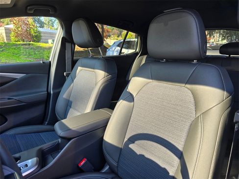 New 2026 Buick Envista Preferred image 53