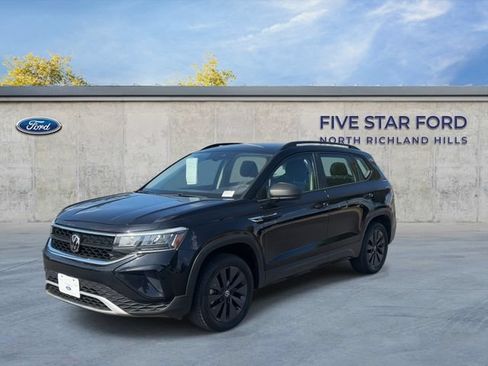 Used 2024 Volkswagen Taos S FWD image 4