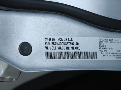 Used 2025 Jeep Compass Limited AWD/4WD image 20