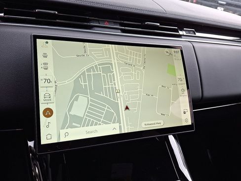 New 2025 Land Rover Range Rover Sport SE image 7