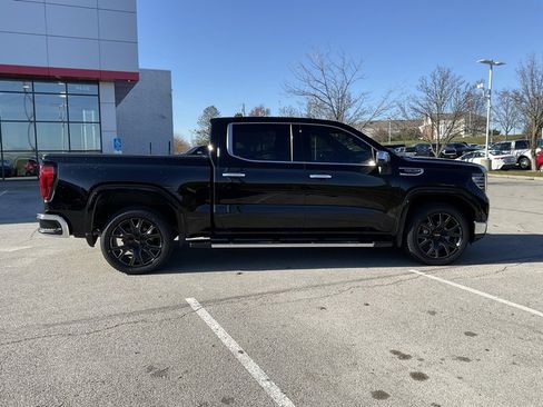 Used 2022 GMC Sierra 1500 SLT w/ SLT Premium Plus Package image 7