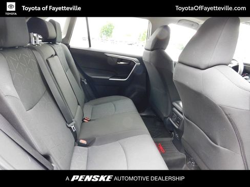 Used 2024 Toyota RAV4 XLE w/ Convenience Package FWD image 5