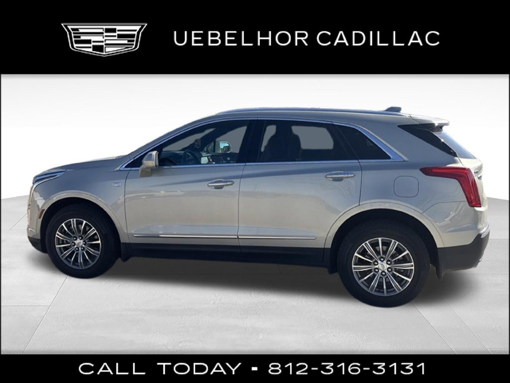 Used 2017 Cadillac XT5 Luxury w/ Driver Awareness Package FWD image 11