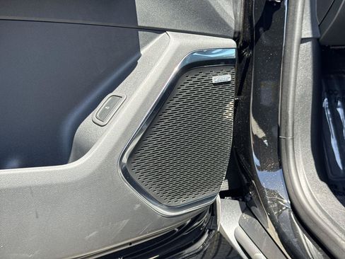 New 2026 GMC Acadia Elevation FWD image 19