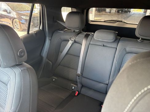 Used 2025 Chevrolet Equinox LT image 39