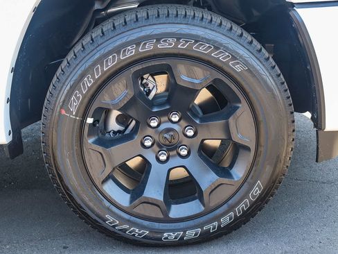 New 2026 RAM 1500 Big Horn AWD/4WD image 11