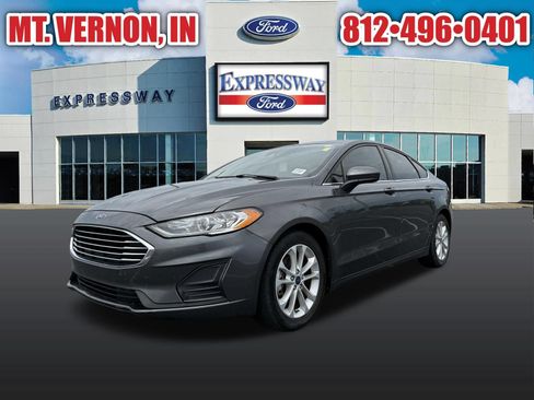 Used 2020 Ford Fusion SE FWD image 9