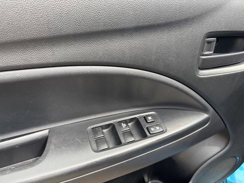 Used 2024 Mitsubishi Mirage ES FWD image 12