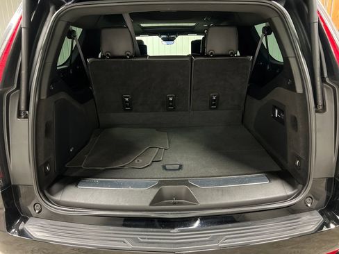 Certified 2024 Cadillac Escalade ESV Sport w/ LPO, ONYX Package AWD/4WD image 11