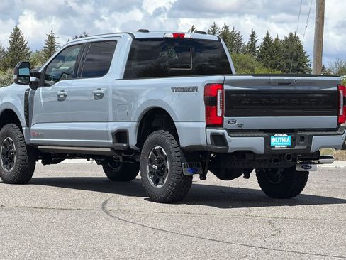 Used 2026 Ford F350 Platinum w/ Tremor Off-Road Package AWD/4WD image 6