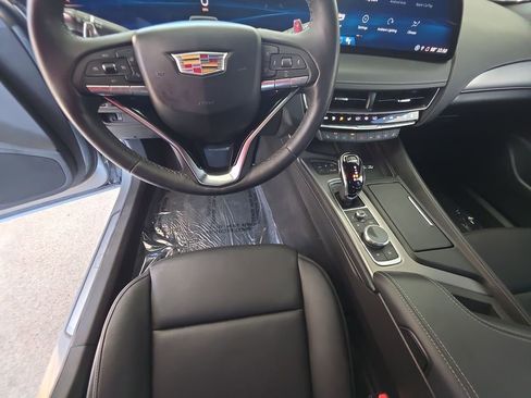 Used 2025 Cadillac CT5 Premium Luxury RWD image 11