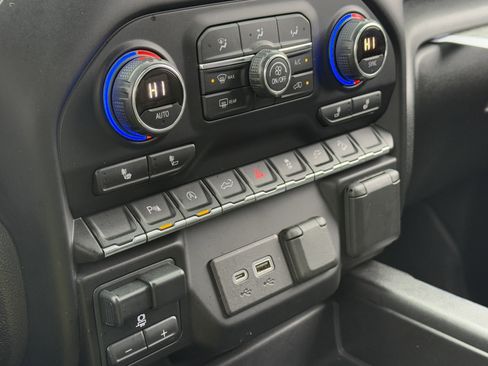 Used 2021 Chevrolet Silverado 1500 RST w/ All Star Edition Plus image 17