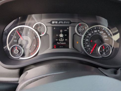 New 2026 RAM 2500 Tradesman AWD/4WD image 28