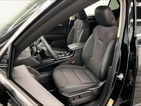 Used 2023 Buick Envision Preferred AWD/4WD image 23