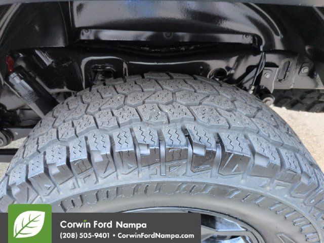 Used 2023 Jeep Gladiator Sport AWD/4WD image 28