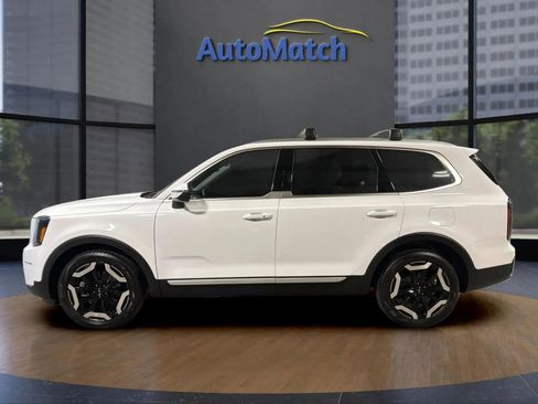 Used 2024 Kia Telluride EX AWD/4WD image 7