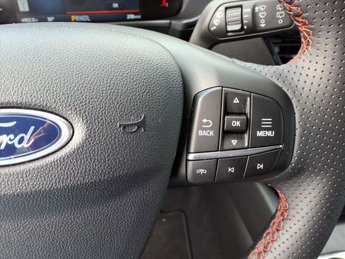 Used 2025 Ford Escape ST-Line w/ Equipment Group 301A image 13