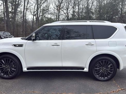 Used 2023 INFINITI QX80 Sensory w/ All-Season Package image 8