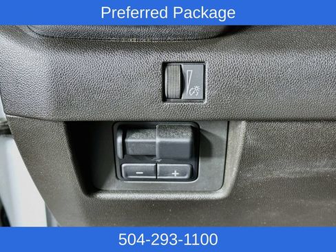 Used 2024 GMC Canyon Elevation w/ Elevation Premium Package AWD/4WD image 12