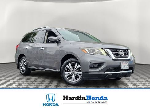 Used 2017 Nissan Pathfinder S FWD image 1