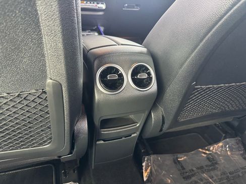 Certified 2024 Mercedes-Benz GLB 250 image 19