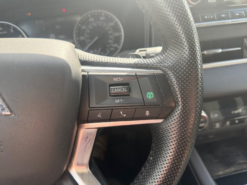 Used 2022 Mitsubishi Outlander SE AWD/4WD image 36