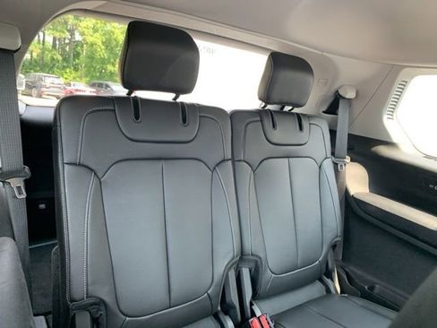 Used 2022 Jeep Grand Cherokee L Limited image 48