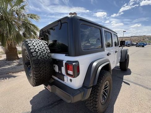 Used 2024 Jeep Wrangler Unlimited Sport AWD/4WD image 5