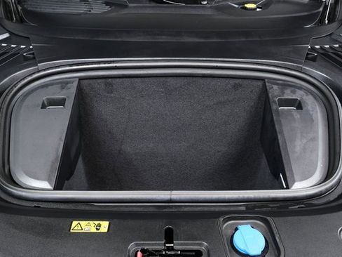 Used 2022 Audi e-tron GT Premium Plus w/ Performance Package image 34