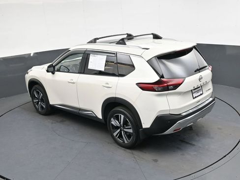 Used 2022 Nissan Rogue Platinum w/ Head-Up Display Package image 33