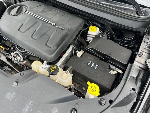 Used 2021 Jeep Cherokee Trailhawk w/ Trailer Tow Group AWD/4WD image 47