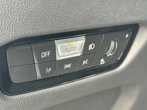 Certified 2025 BMW 330i xDrive Sedan w/ M Sport Package image 30