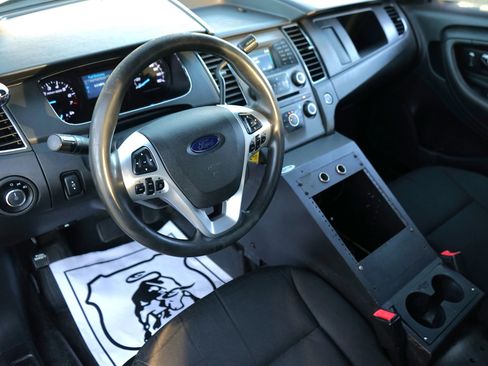 Used 2019 Ford Taurus Police Interceptor AWD image 10