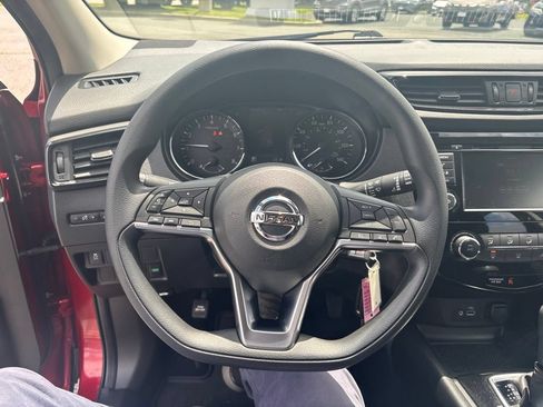 Used 2019 Nissan Rogue Sport S w/ Appearance Package AWD/4WD image 22