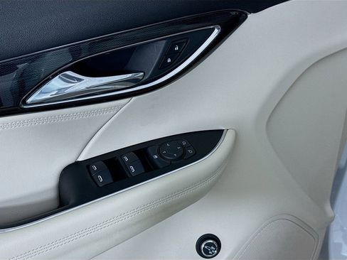 Used 2023 Buick Envision Preferred image 17