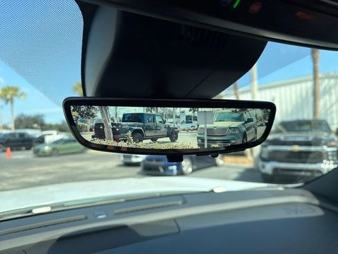 New 2026 Chevrolet Suburban High Country image 34