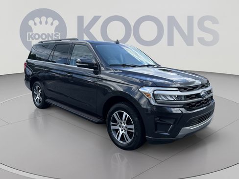 Used 2024 Ford Expedition Max XLT AWD/4WD image 10