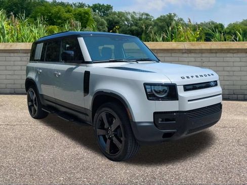 New 2026 Land Rover Defender 110 S AWD/4WD image 3