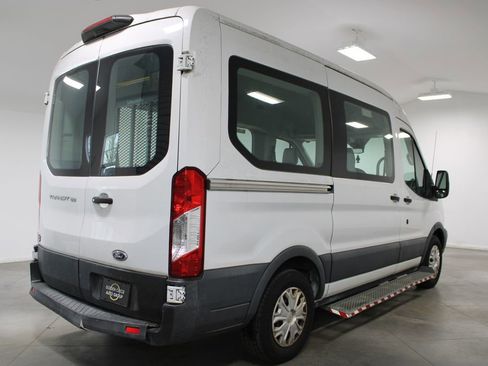 Used 2018 Ford Transit 150 XL RWD image 6
