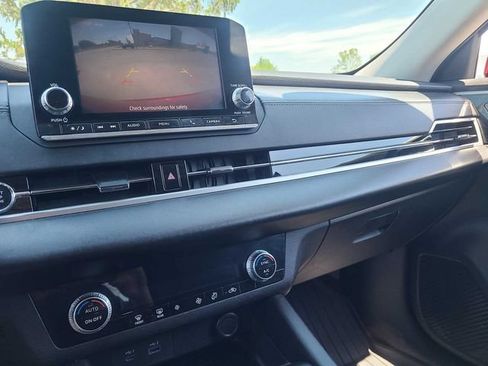 Used 2022 Mitsubishi Outlander ES FWD image 27